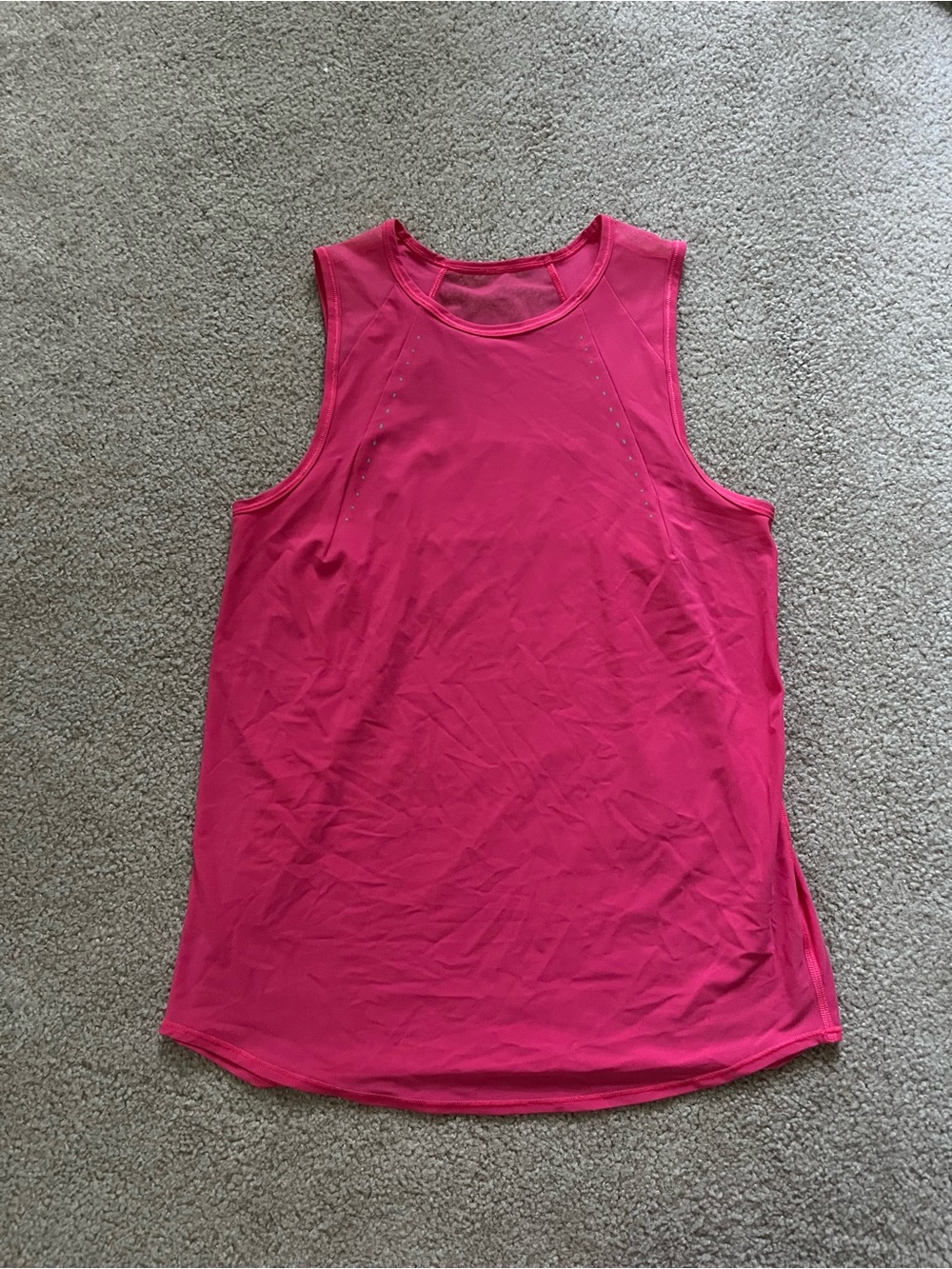 Women’s Lululemon tank top